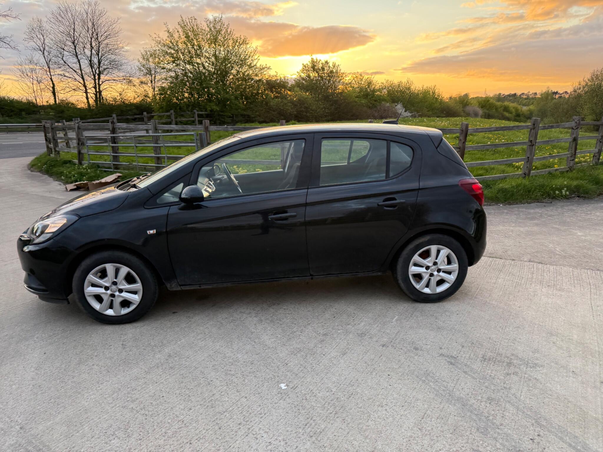 Vauxhall Corsa 1.4i Design Euro 6 (s/s) 5dr — photo 72 of 104